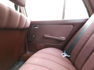 Mercedes-Benz 240 2.4 53kW