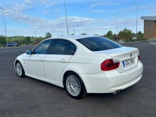 BMW 330 3.0 170kW