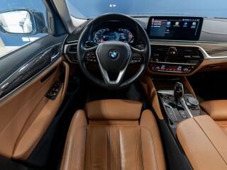 BMW 530 i xDrive Touring 2.0 185kW