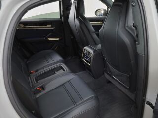 Porsche Cayenne E-Hybrid Turbo GT 4.0 V8 544kW