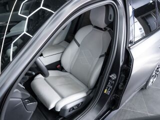 BMW i5 M60 xDrive 442кВ