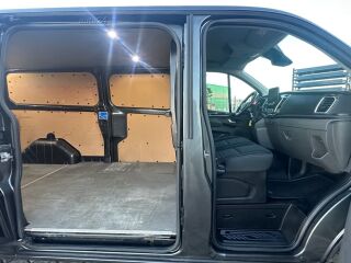 Ford Transit Custom L2H1 Titanium 2.0 Tdci 125kW