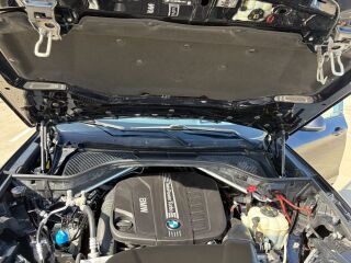 BMW X5 40d M pakett 3.0 R6 N57D30T1 230kW