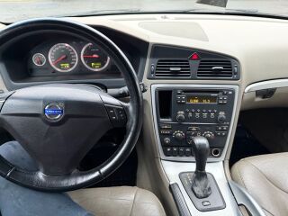 Volvo XC70 Summum Facelift 2.4 136kW