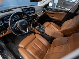 BMW 530 i xDrive Touring 2.0 185kW