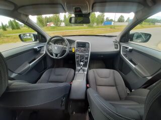 Volvo XC60 D4 AWD 2.4 120кВ