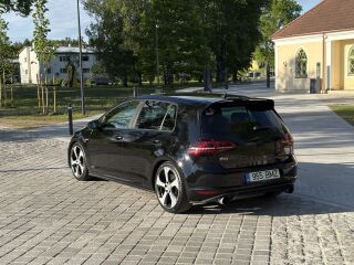 Volkswagen Golf GTI 2.0 162kW