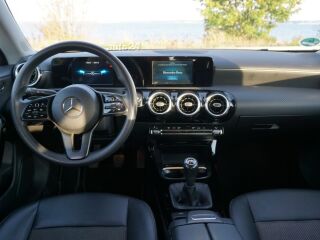 Mercedes-Benz CLA 180 1.5 85kW