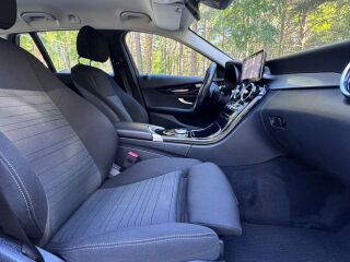 Mercedes-Benz C 220 4Matic 2.0 143kW