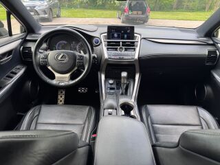 Lexus NX 300h F-SPORT 2.5 114kW