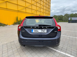Volvo V60 SUMMUM NORDIC LUXURY LINE ONCALL 2.0 88kW
