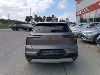 Mitsubishi Grandis Instyle 1.3 MHEV 104kW