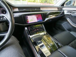 Audi A8 Long 3.0 210kW