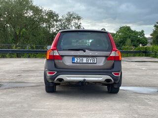 Volvo XC70 Momentum 2.4 TDI 151kW