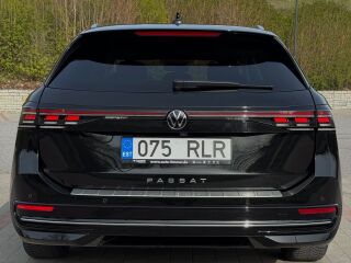 Volkswagen Passat Elegance 2.0 TDi 110kW