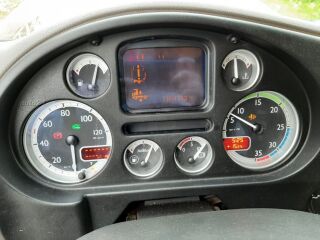DAF FA 45.180 4X2 KITCHEN 136kW