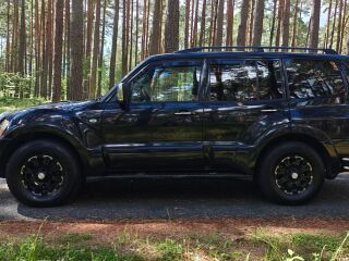Mitsubishi Pajero GLS 3.2 Di-D 118кВ