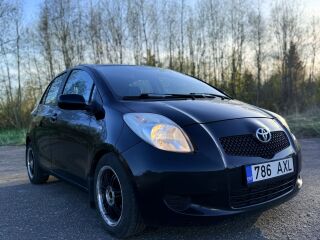 Toyota Yaris 1.3 64kW