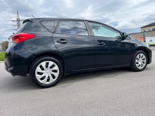 Toyota Auris 1.6 R4 97kW