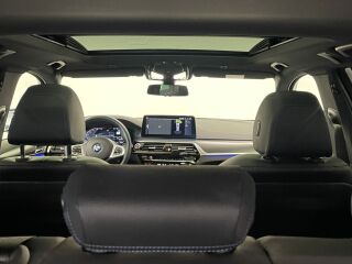 BMW 530 D xDRIVE Touring M-Sportpakett 3.0 210kW