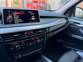 BMW X5 xDrive30d Comfort 3.0 R6 d 190kW