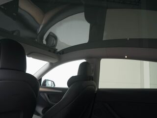 Tesla Model Y Long Range Dual Motor AWD 153kW