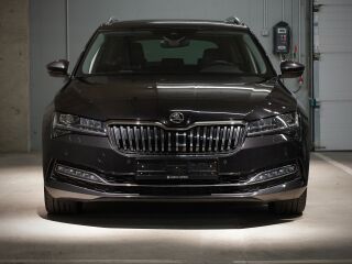 Skoda Superb Premium Edition 2.0 110kW