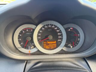 Toyota RAV4 2.2 100kW