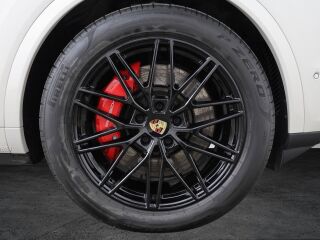 Porsche Cayenne Coupe S 4.0 349кВ