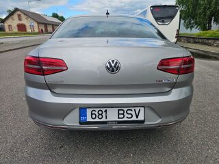 Volkswagen Passat Highline 1.4 TSI 110kW