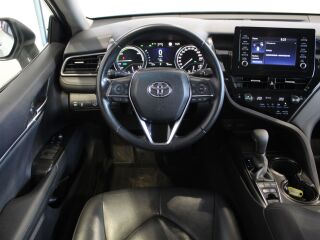 Toyota Camry Luxury Business 2.5 131kW