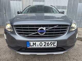 Volvo XC60 Momentum Osmium Grey Metallic 2.0 D4 140кВ