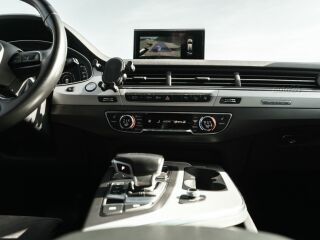 Audi Q7 S-line 3.0 200кВ