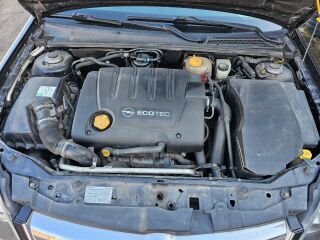 Opel Signum 1.9 88kW