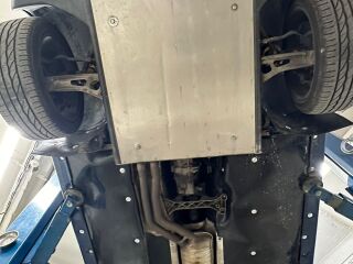 BMW 325 Ti 2.5 R6 141кВ