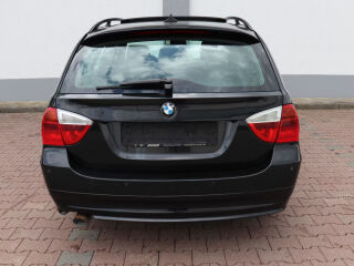 BMW 318 i 105kW