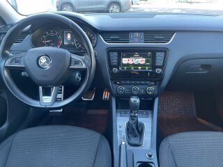Skoda Octavia Scout 4WD 1.8 132kW