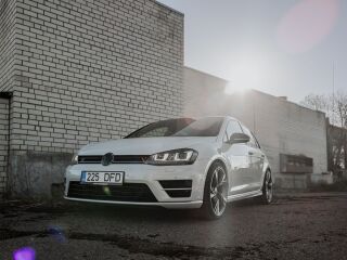 Volkswagen Golf MK7R 4Motion 2.0 R4 221kW