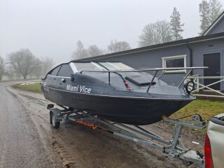 Bayliner  2.2