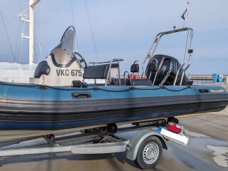 Valiant DR-620 Mercury Verado 150hp