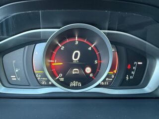 Volvo V60 Momentum Facelift EU6 2.0 R4 D4 TDI 140kW