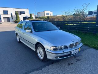 BMW 540 4.4 V8 210kW