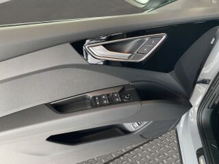 Audi Q4 e-tron 45 quattro 210kW 77kW