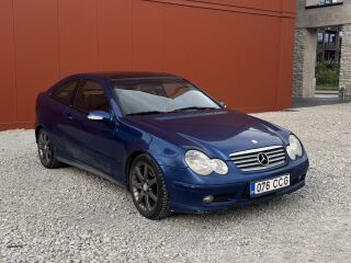 Mercedes-Benz C 220 2.1 105kW