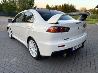 Mitsubishi Lancer Evolution X 2.0 217kW