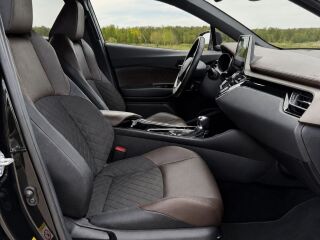 Toyota C-HR Luxury Plus 1.8 72kW