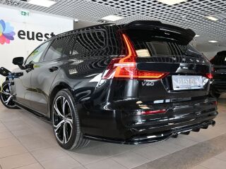 Volvo V60 AWD T6 H&K   DARK PLUS XENIUM INTELLI SAFE PRO 2.0 Long Range T6 plug in 293kW