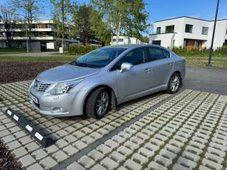Toyota Avensis 1.8 108kW