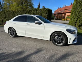 Mercedes-Benz C 220 2.0 143kW