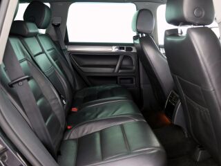 Volkswagen Touareg R-Line Facelift ATM 3.0 TDI 176kW